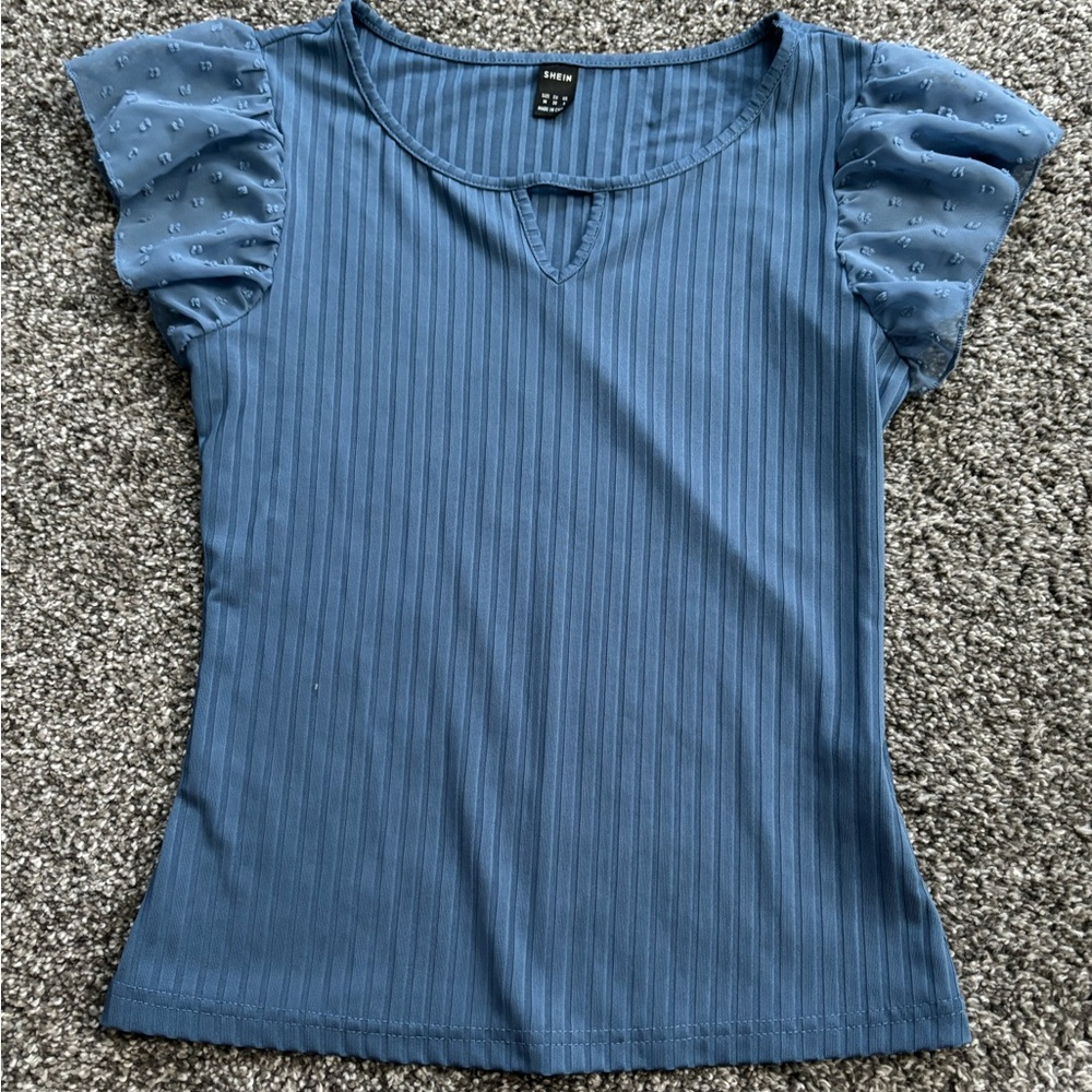blue blouse